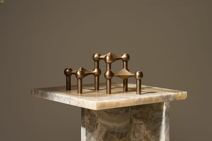 Nagel kandelaar, Bronzed brass STOFF