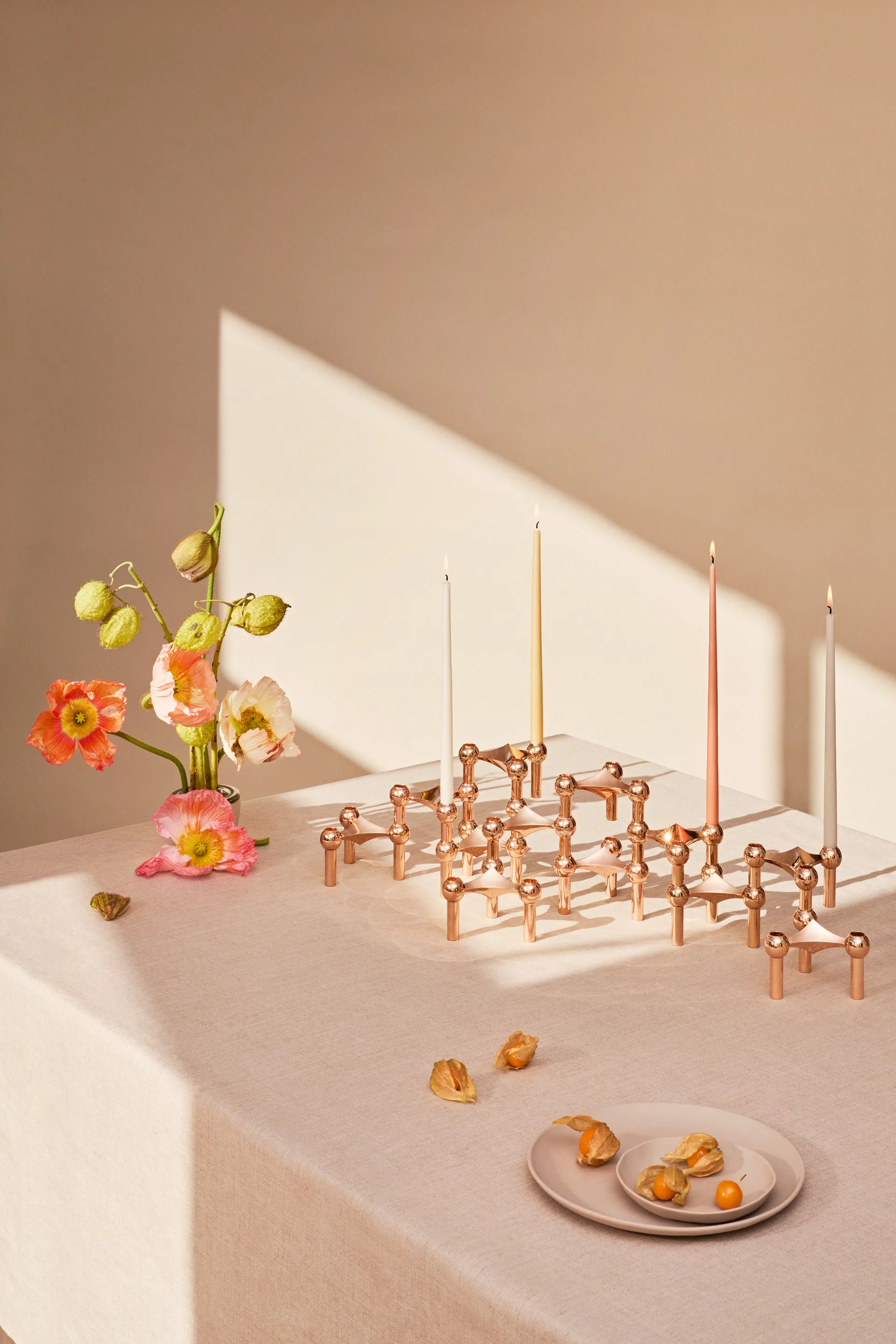 Nagel kandelaar, Roségoud STOFF Nagel