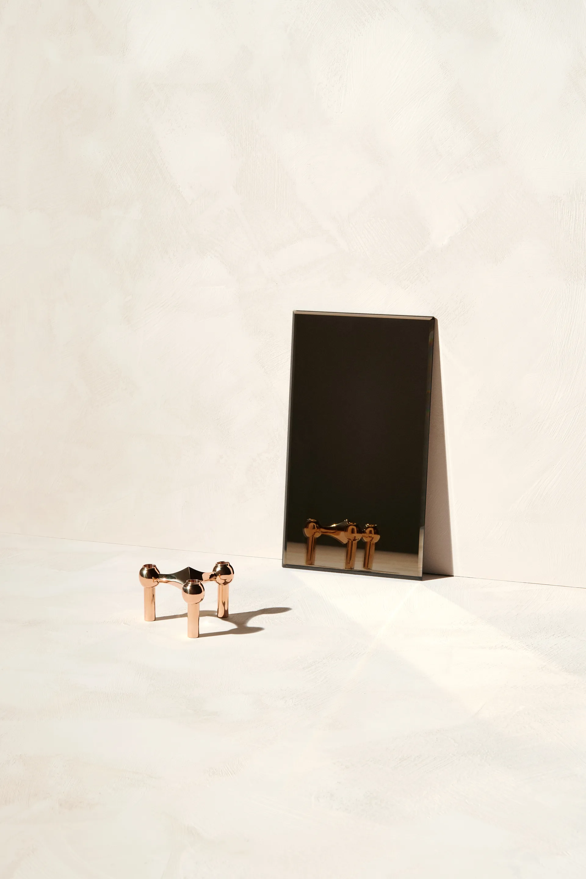 Nagel kandelaar, Roségoud STOFF Nagel