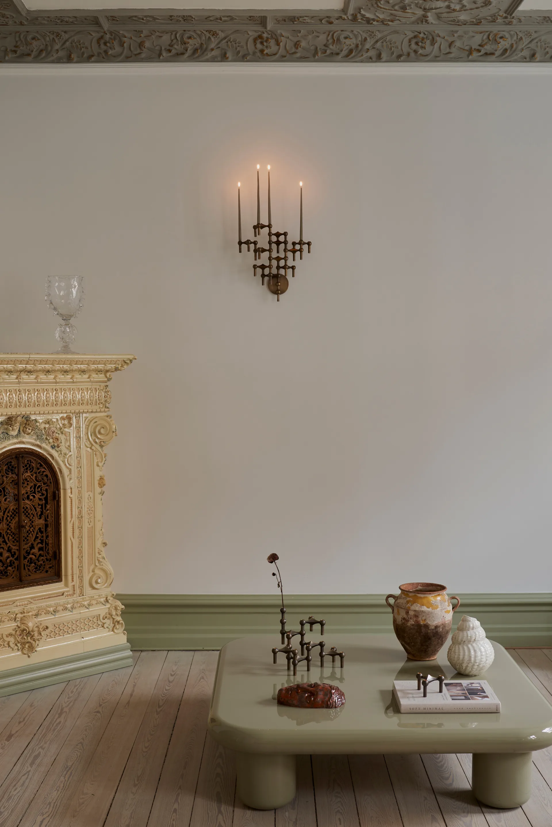 STOFF Nagel vaas, Gebronsd messing STOFF