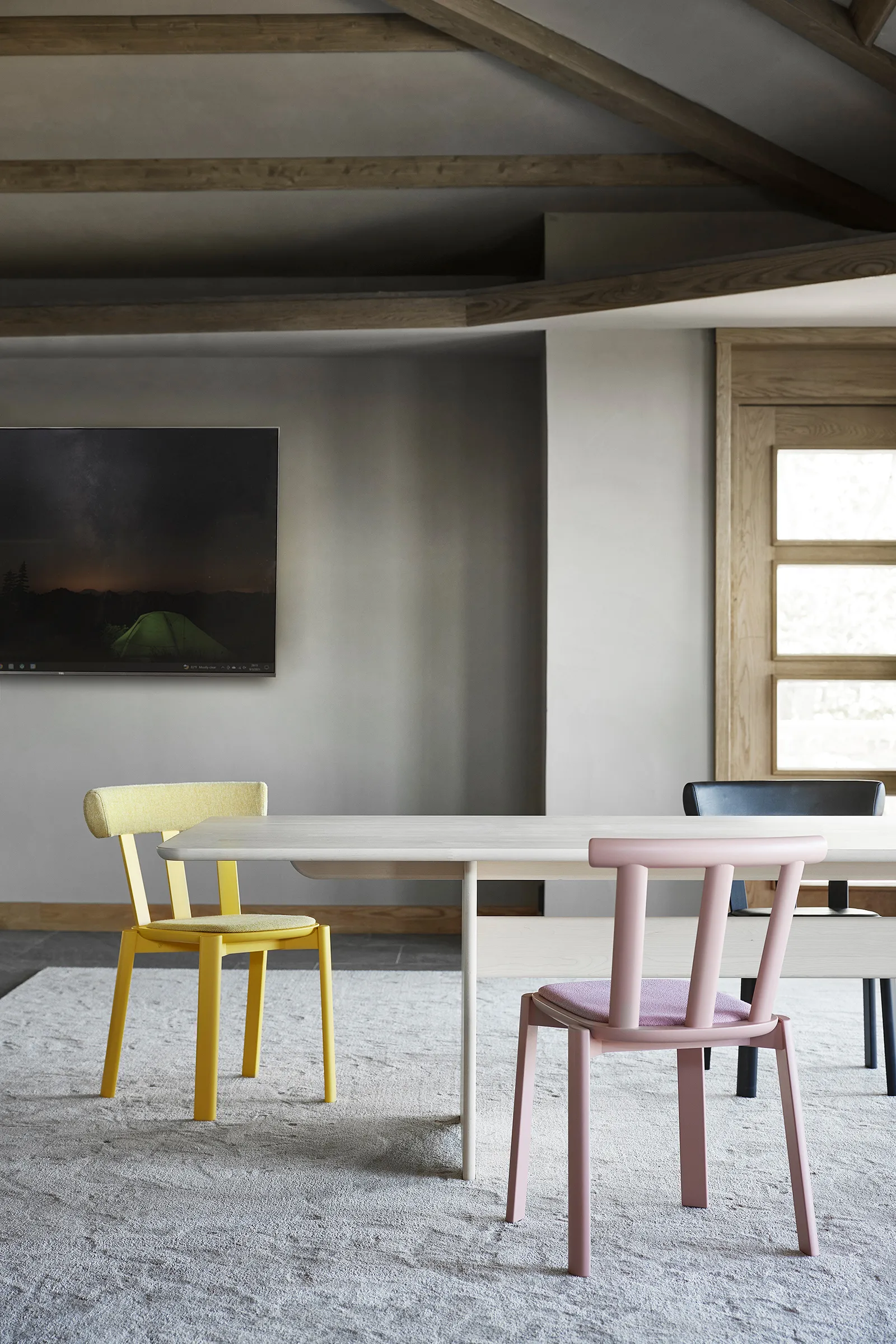 Alt stoel beklede zitting berkenhout, Vidar 4, 633 pink-malva 27 Stolab