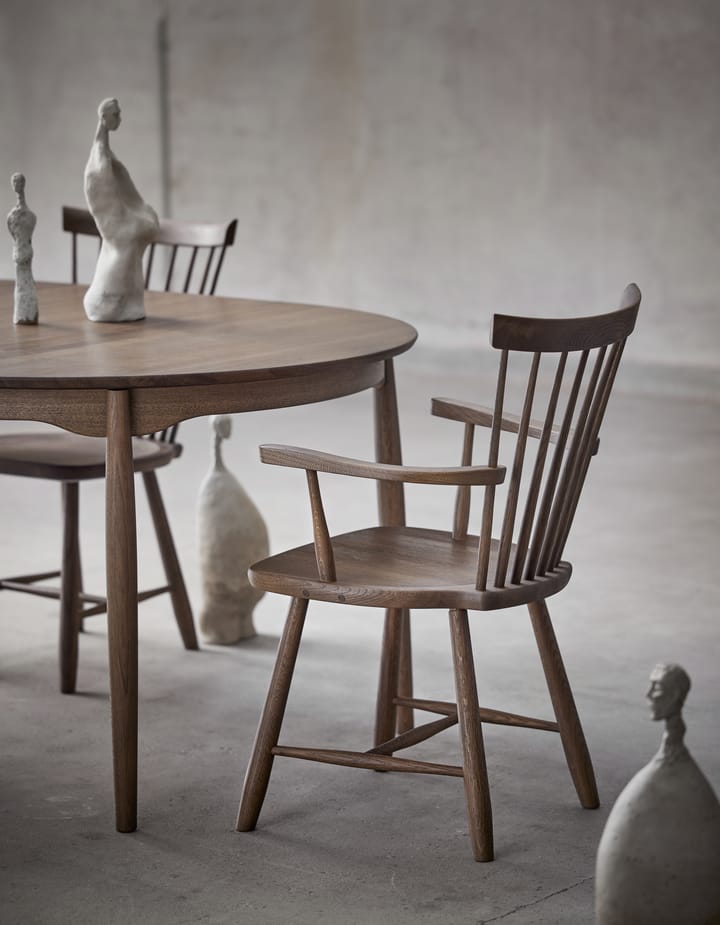 Lilla Åland stoel met armleuningen eikenhout, Smoked oak Stolab