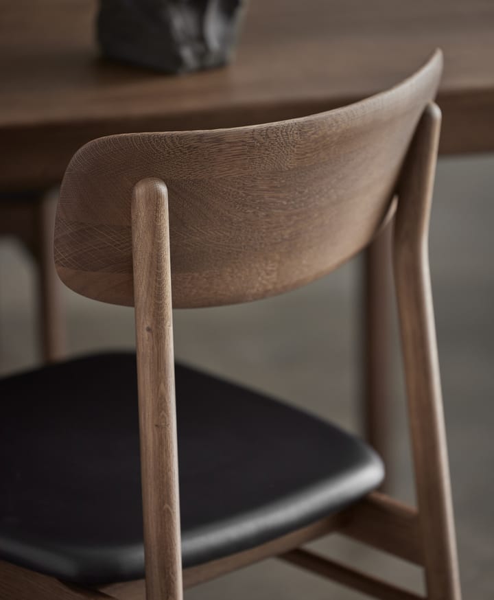 Prima Vista stoel eikenhout, Smoked oak-black leather Stolab