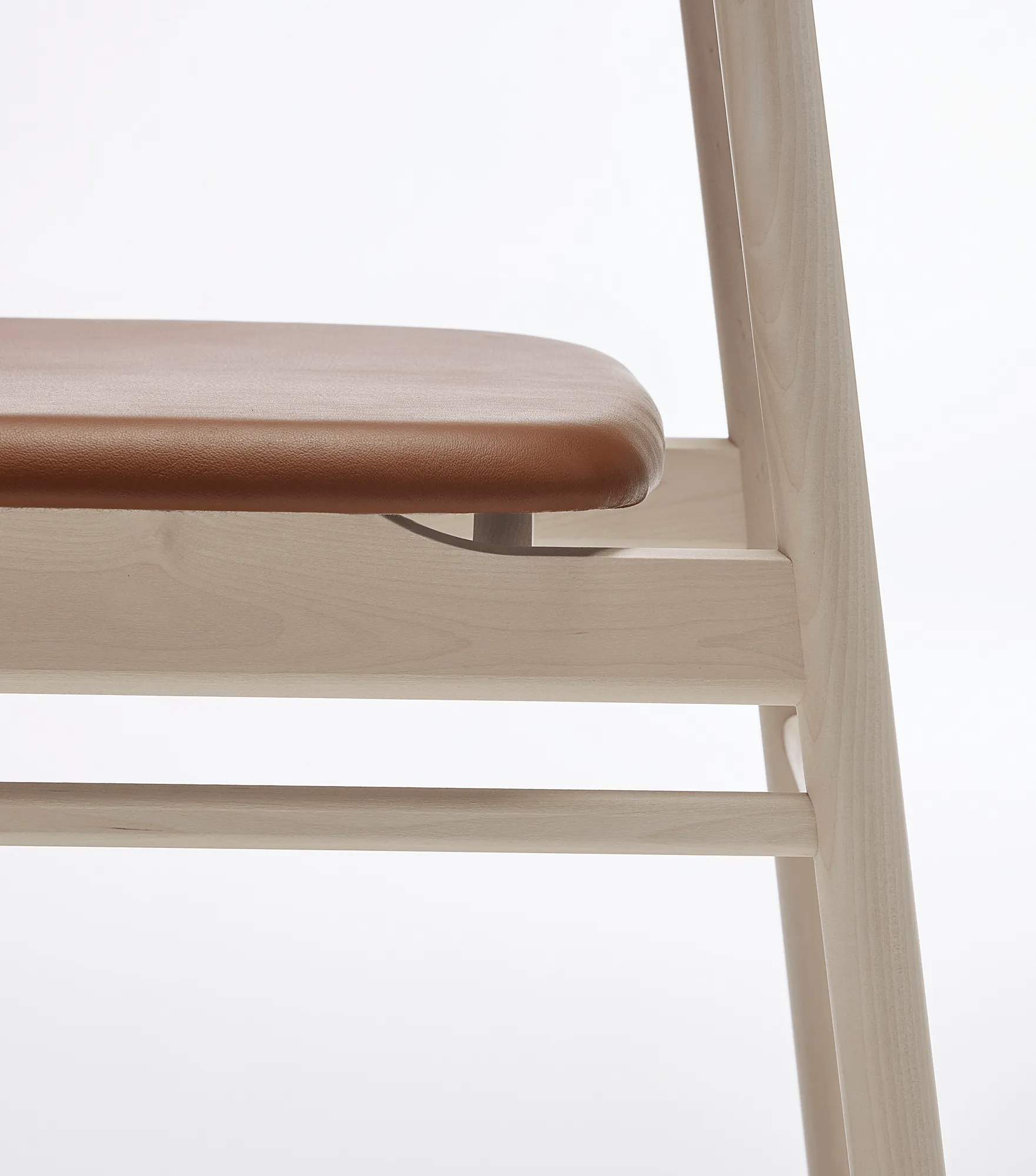Prima Vista stoel, Leer Elmosoft 43807 cognac-berkenhout lichte matte lak Stolab