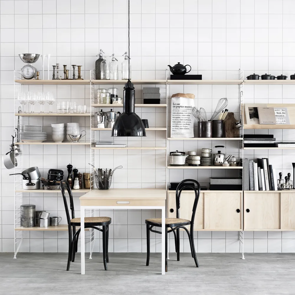 String klaptafel, Essenhout zwarte beits-zwarte metalen poten String