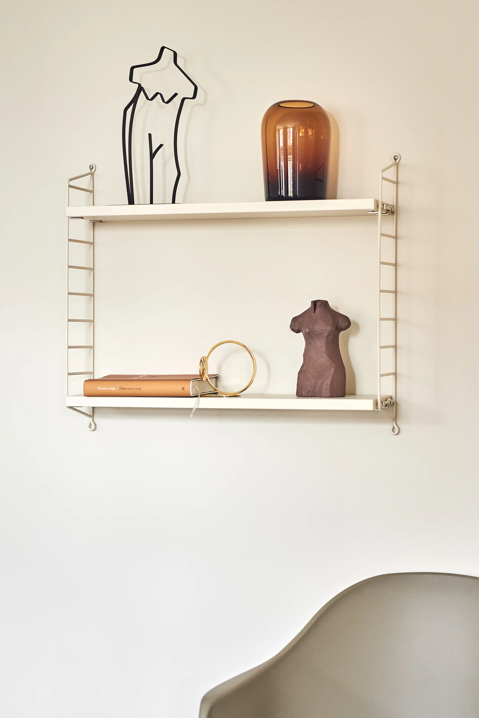 String Pocket boekenplank - Special Edition, Satin Beige String