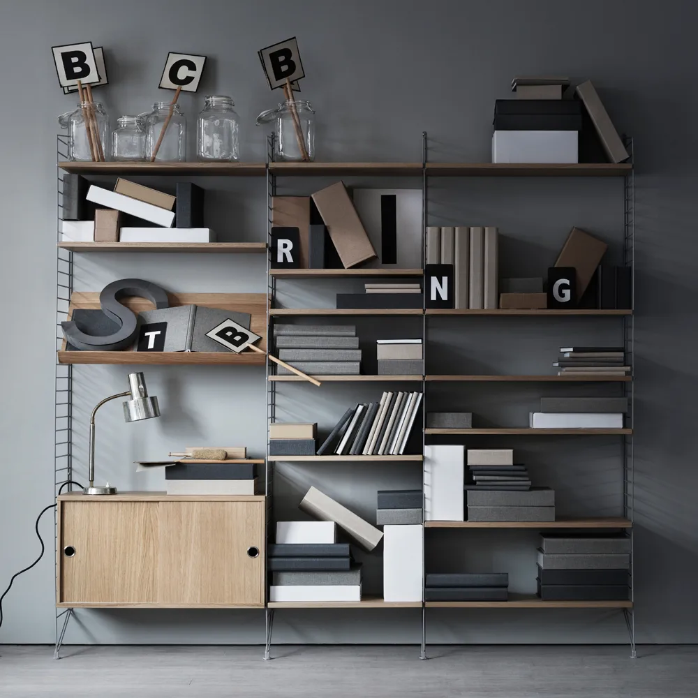 String tijdschriftenrek hout, essenfineer, 78x30 cm String