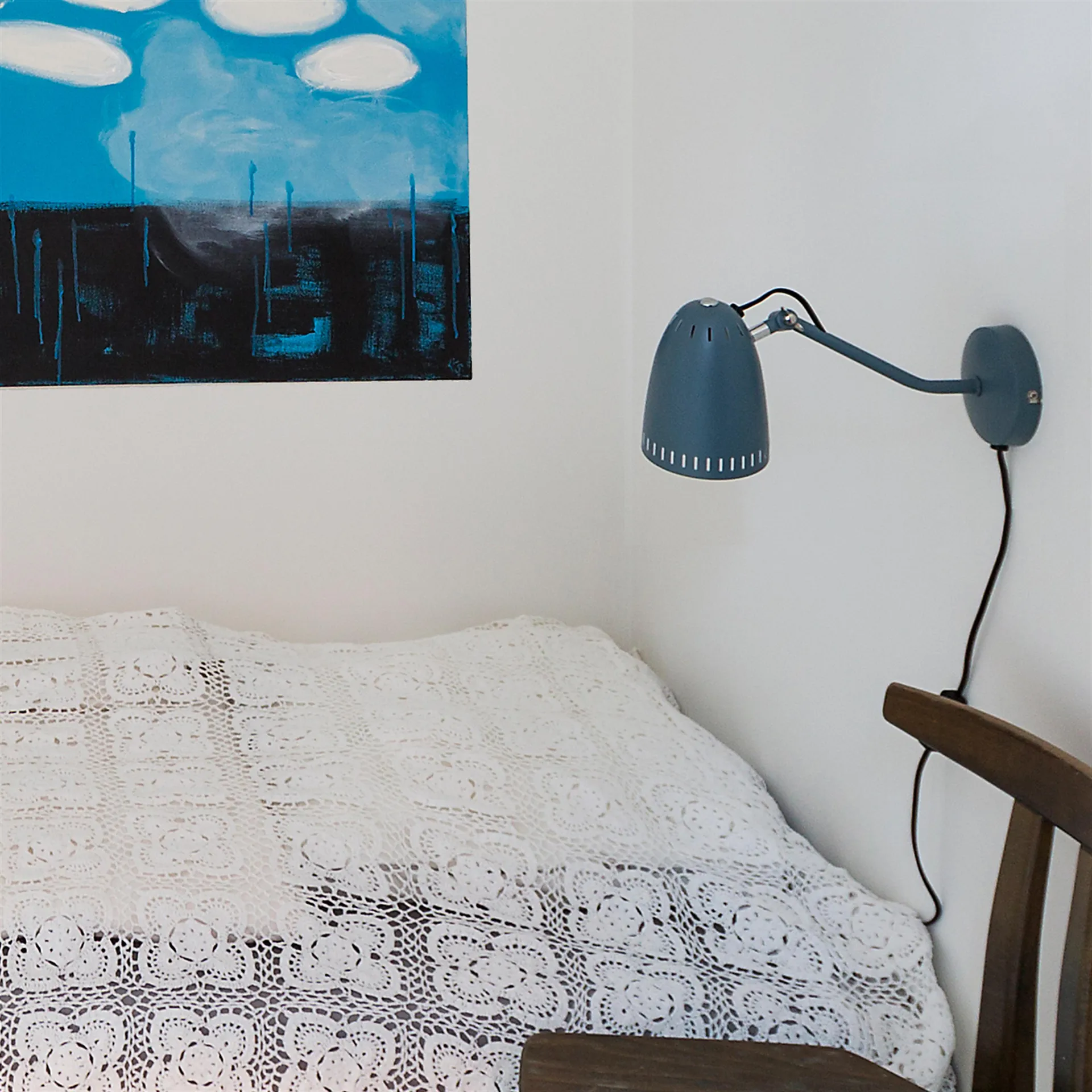 Dynamo wandlamp, matt smoke blue (blauw) Superliving