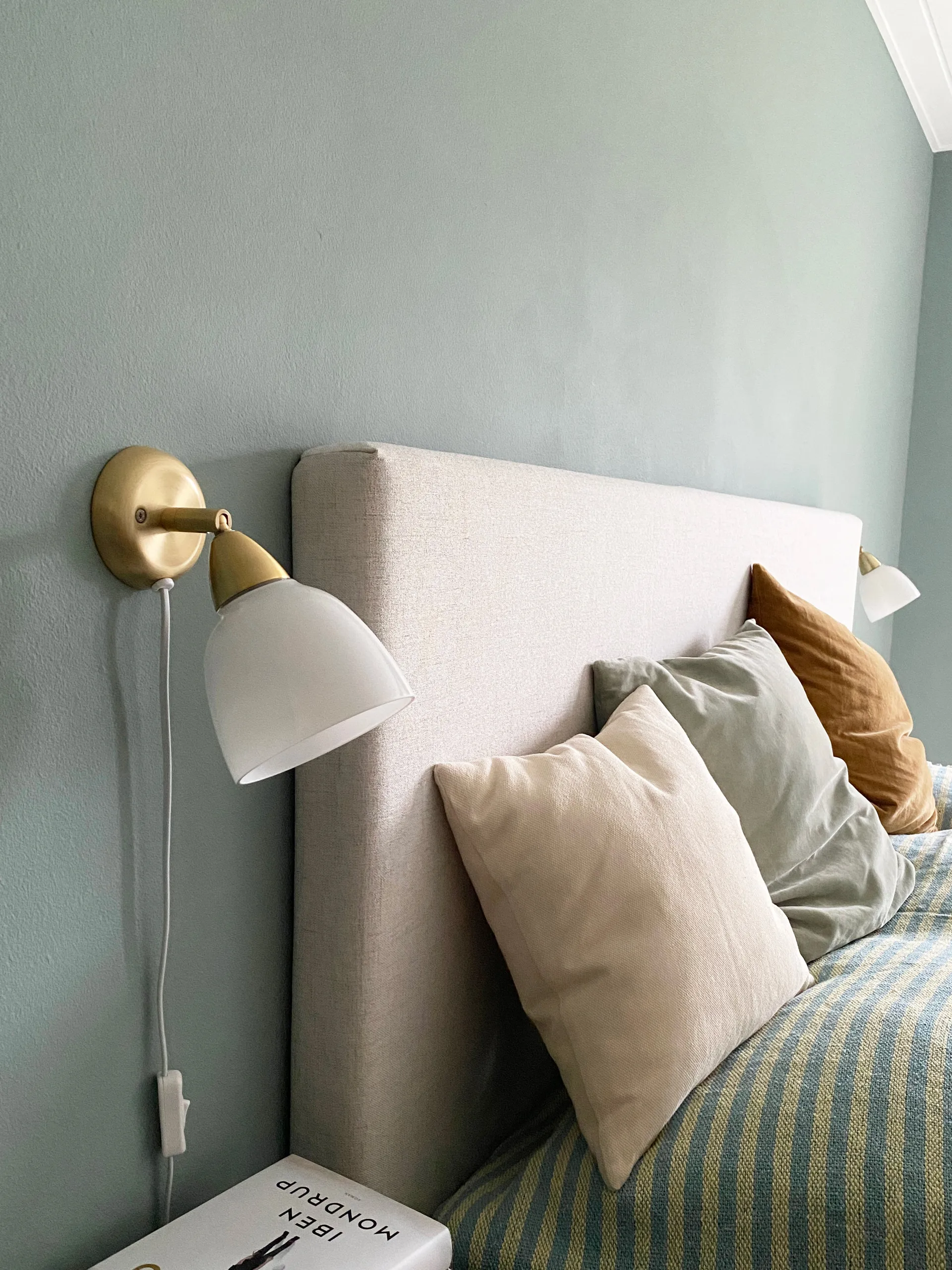 Urban short wandlamp, Brushed Brass Superliving