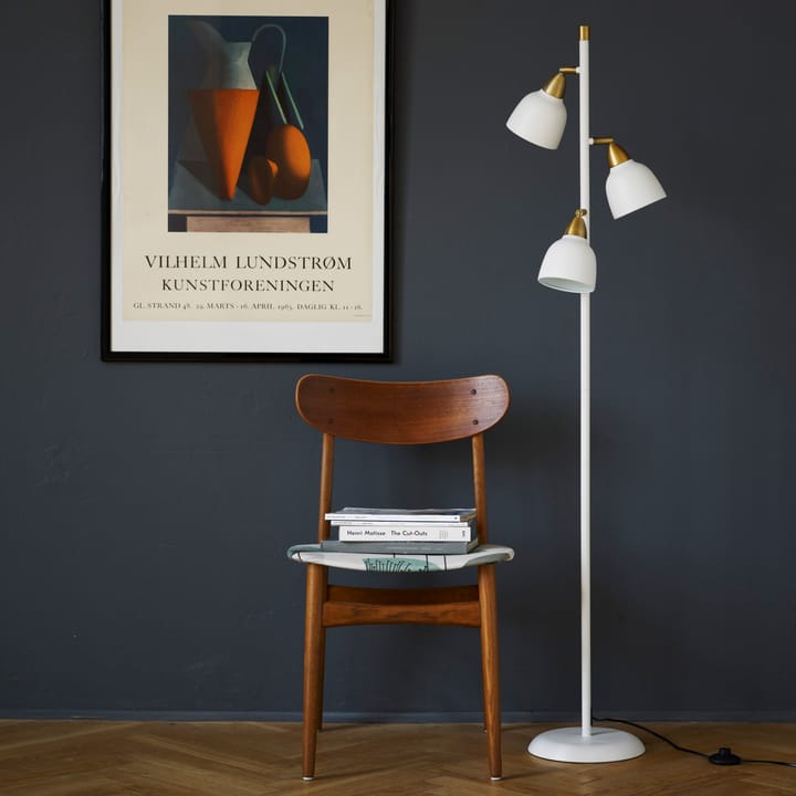 Urban Triple vloerlamp, Matt whisper white Superliving