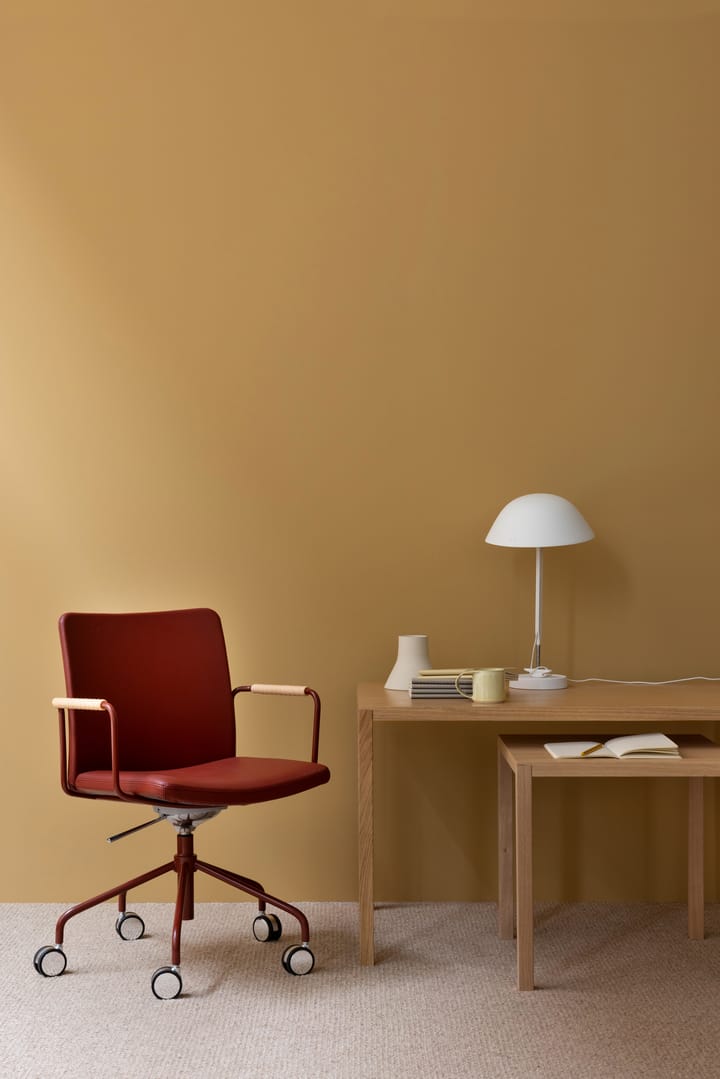 Bespoke tafel 90 x 200cm, Eik gelakt Swedese