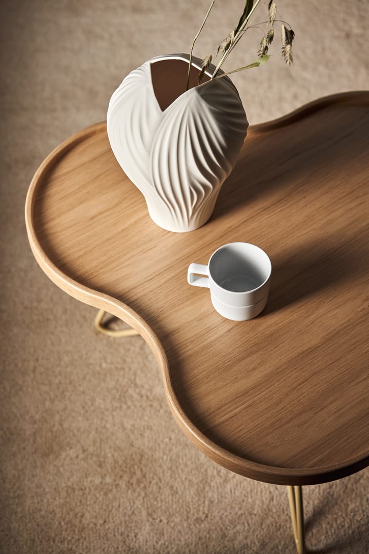 Flower mono tafel 84 x 90cm, H39cm Eik gelakt Swedese