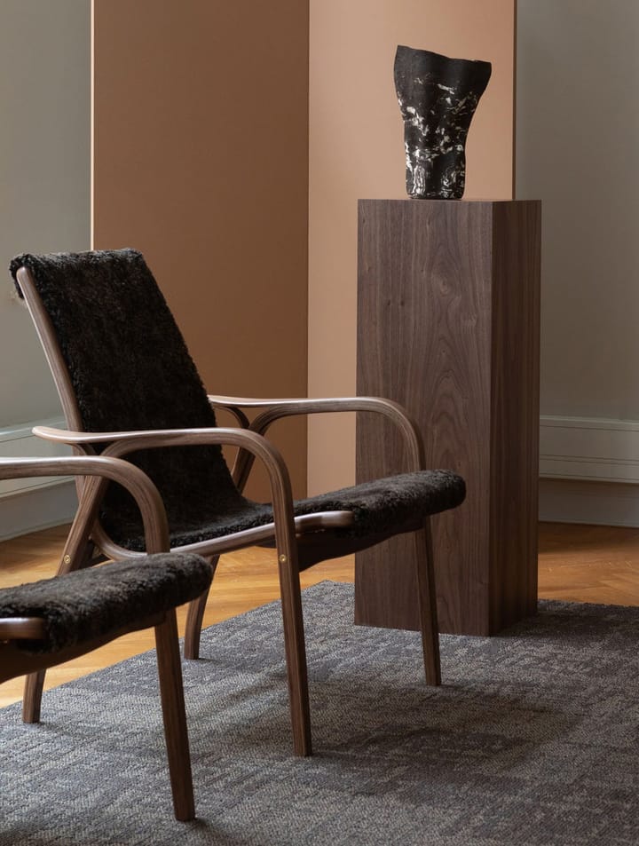 Laminett Fauteuil Eik wit gepigmenteerd / schapenvacht, Scandinavian Grey (grijs) Swedese