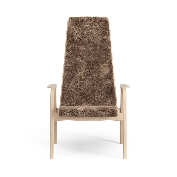 Lamino Fauteuil gelakt Beuk/schapenvacht, Sahara (nougat bruin) Swedese