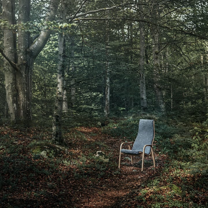 Lamino Fauteuil, Zwart-zadelleer-geolied eikenhout Swedese