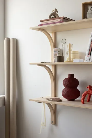 Levi plank - Gelakt essenhout-roestvrijstaal,2 planken,90 cm - Swedese