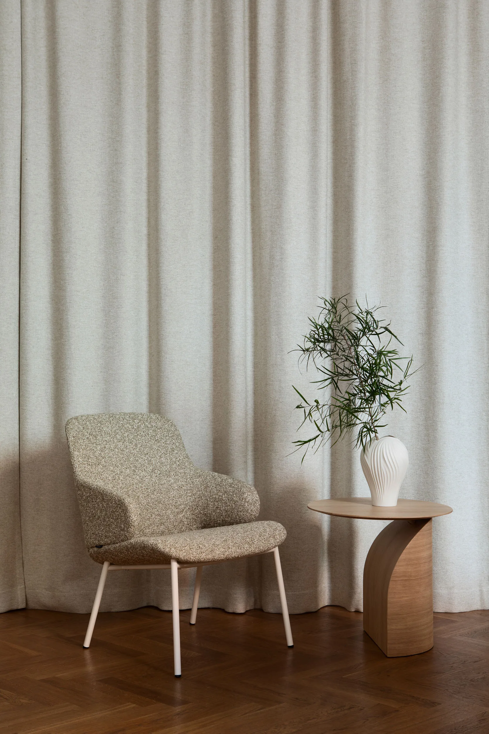 Savoa tafel H50cm, Eik geolied Swedese