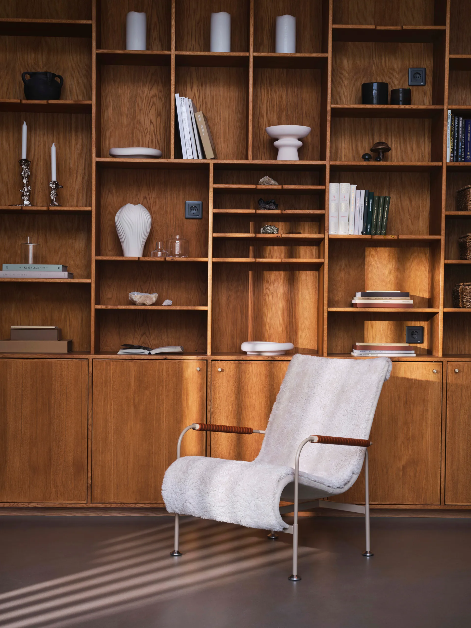 Serpentine fauteuil, Stof Romo Linara Rye-rood Swedese