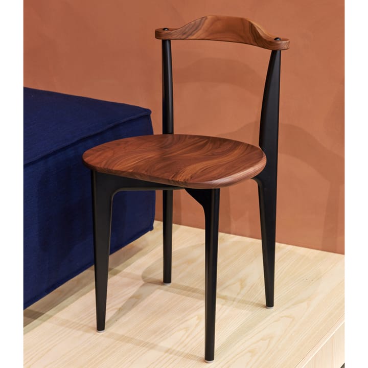 Thema stoel - eikenhout, frame in zwartgelakt berkenhout - Swedese