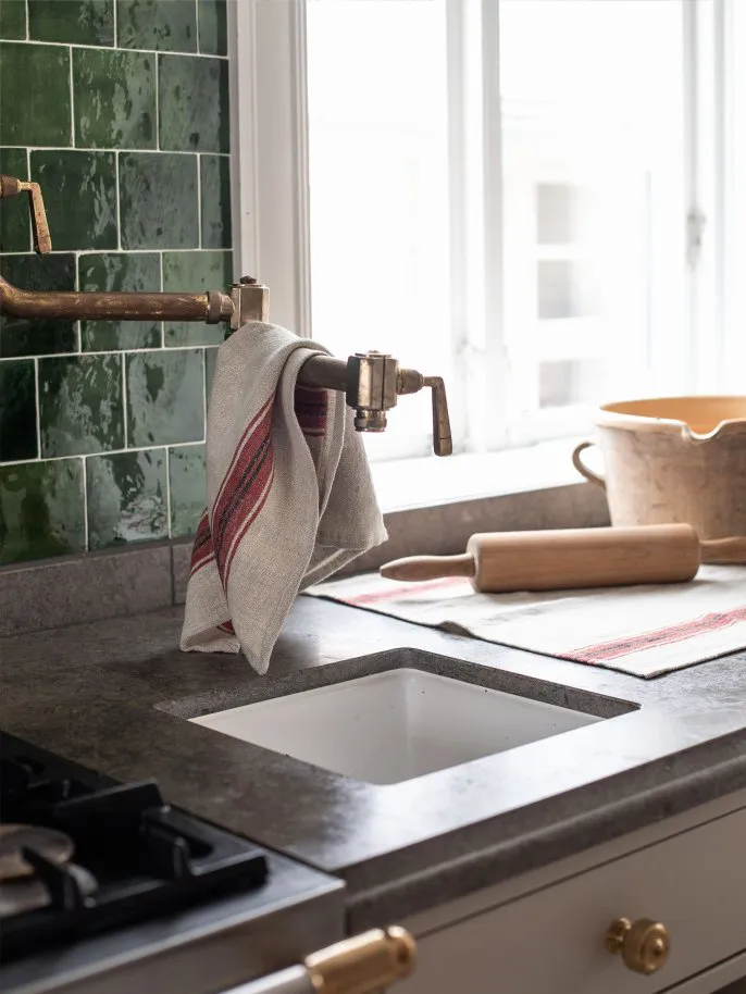 Astrid keukenhanddoek 50x70 cm, Red Tell Me More