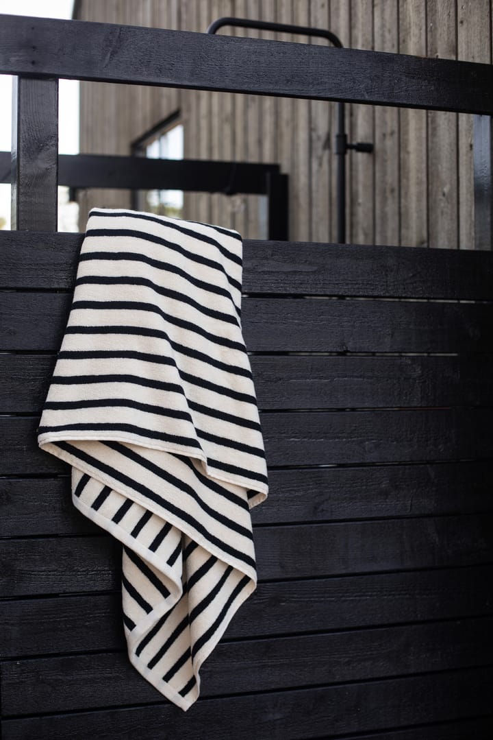 Bonnie badhanddoek 70x140 cm, Zwart Tell Me More
