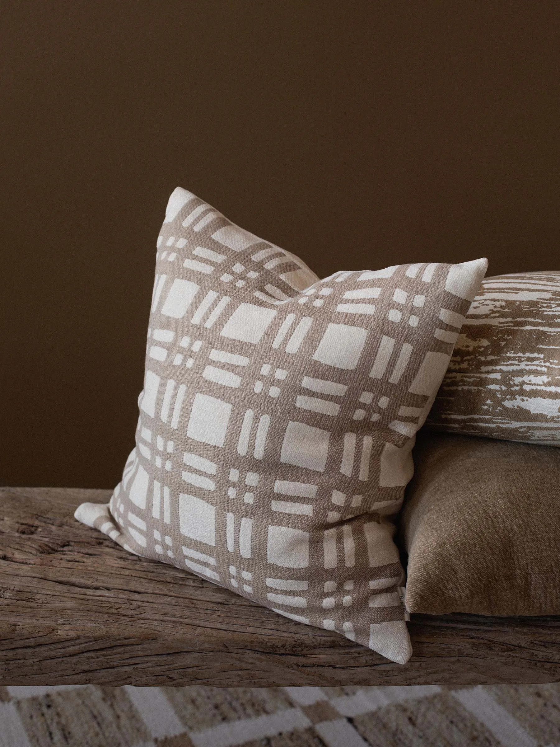 Camille kussensloop 50x50 cm, Beige Tell Me More