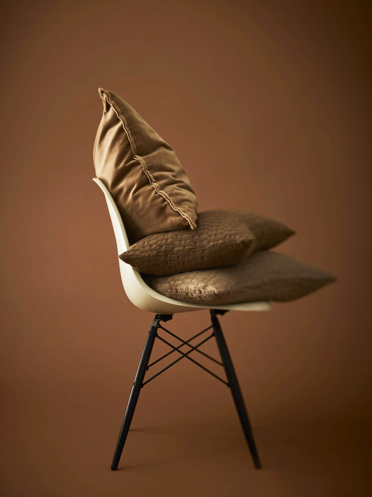 Claire kussenhoes, Modderbruin, 40x60 cm Tell Me More