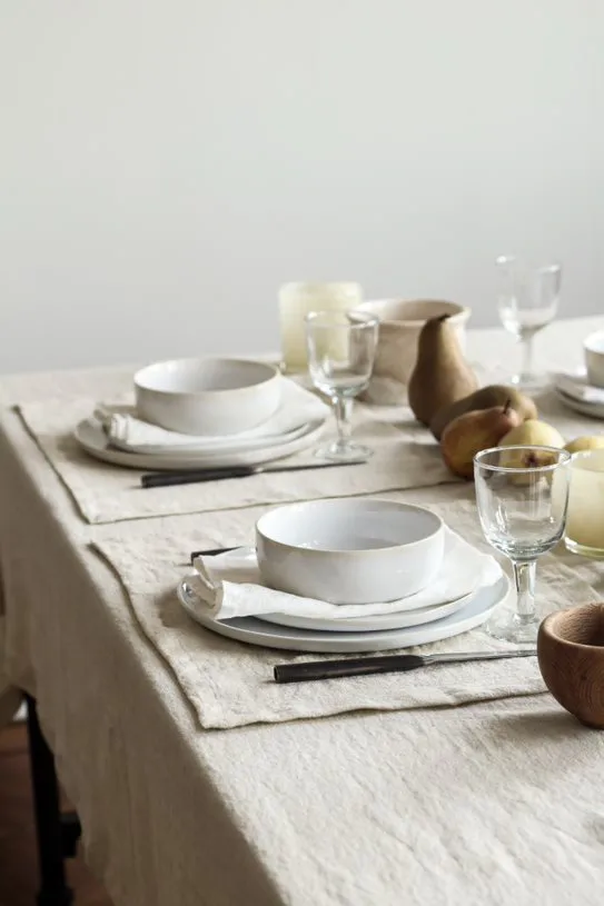 Marion tafelkleed linnen 145x330 cm, Wheat Tell Me More