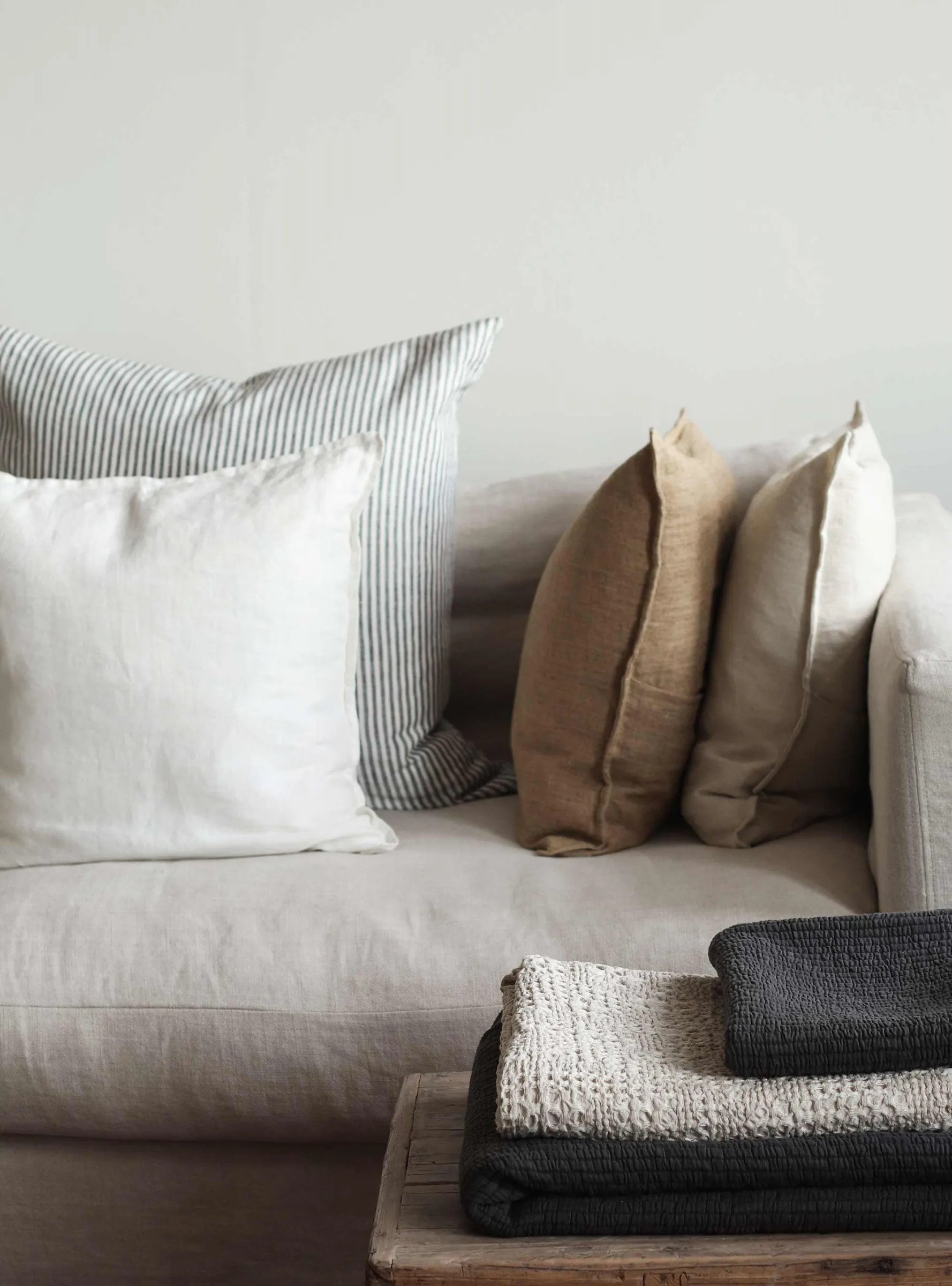 Stonewashed linnen kussensloop 65x65 cm, Grey-white Tell Me More