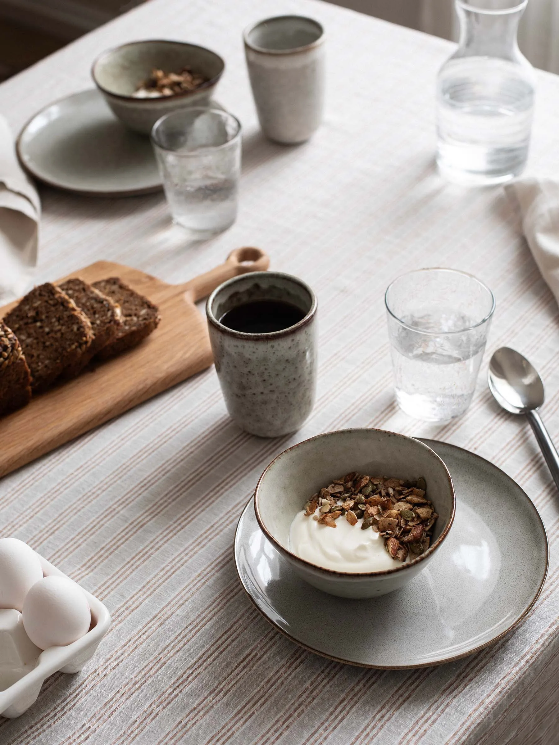 Taranto schaal small 50 cl, Zand Tell Me More