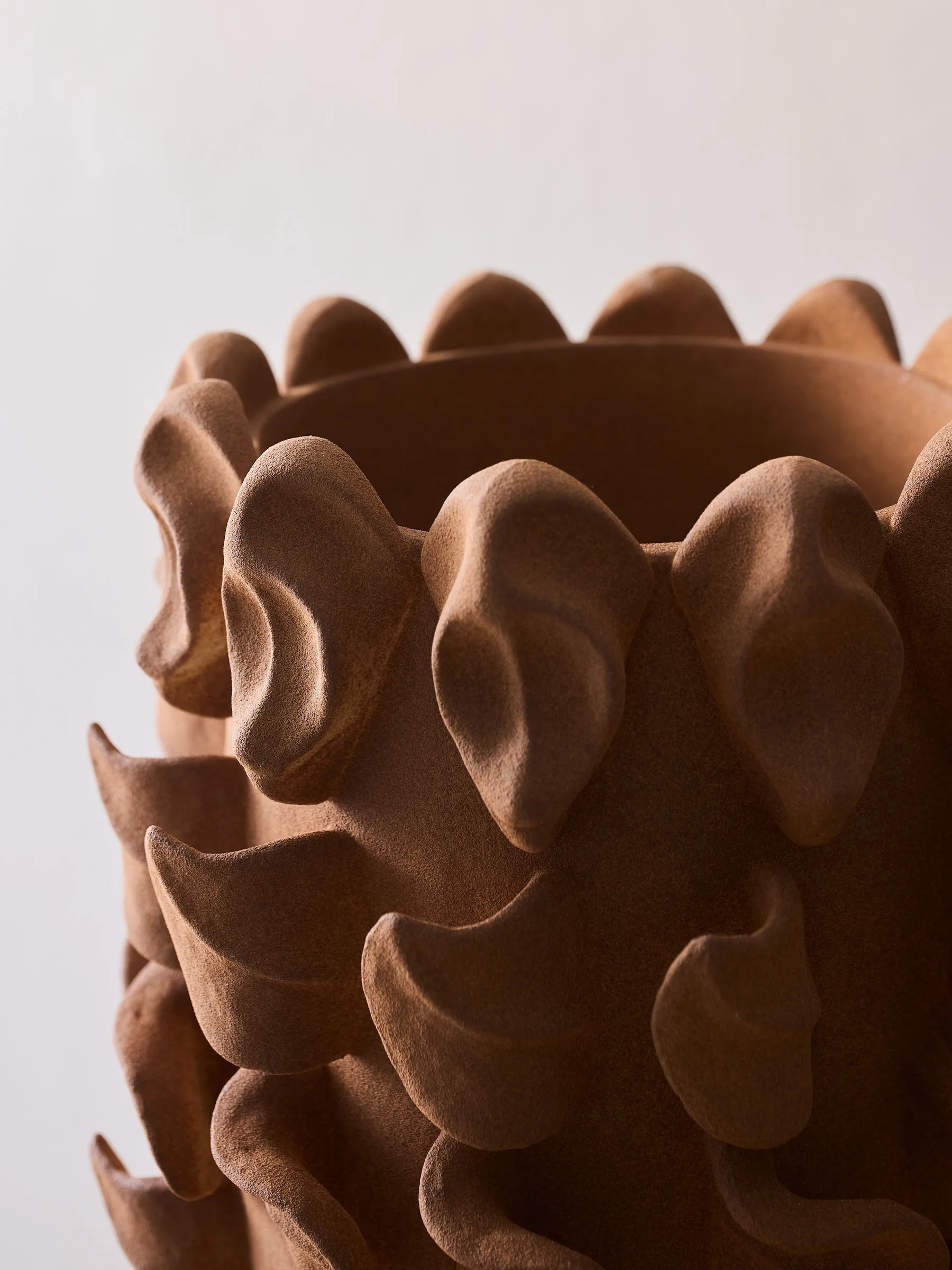 Terra vaas large, Bruin Tell Me More