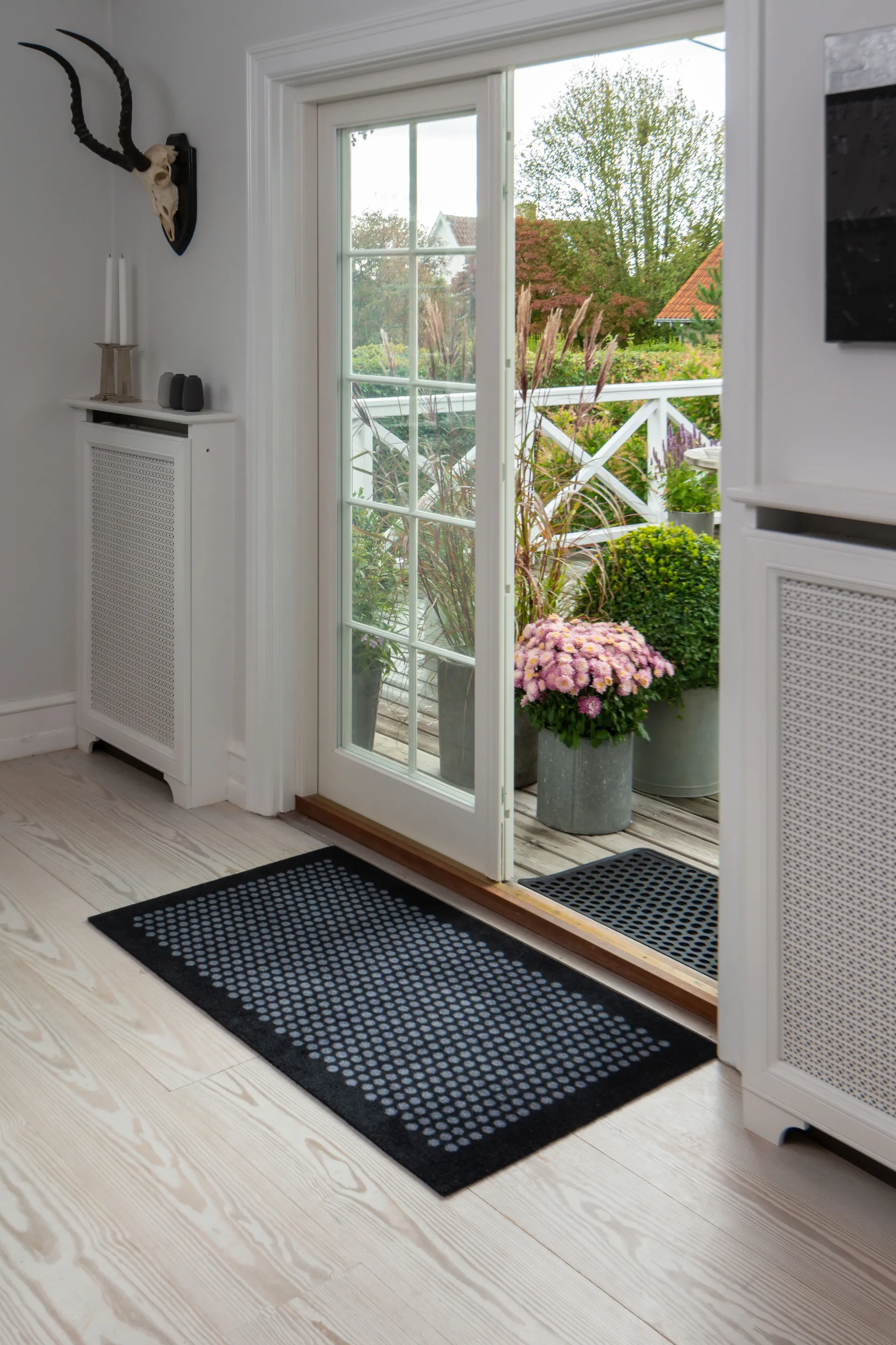 Dot gangmat, Black, 67x120 cm tica copenhagen