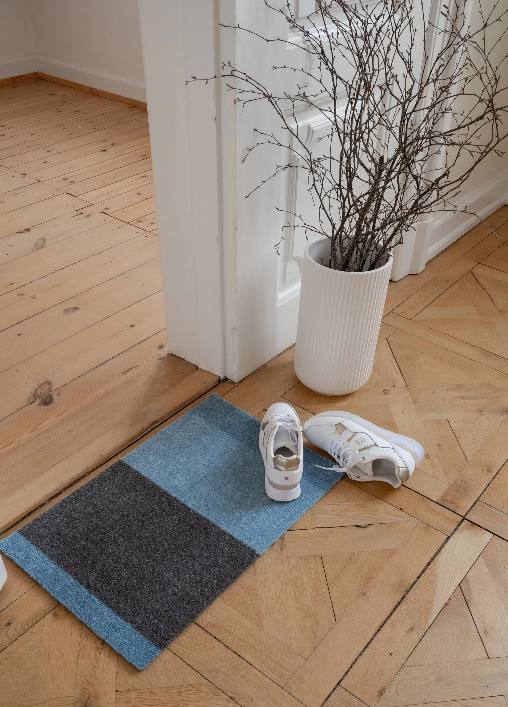 Stripes deurmat horizontaal, Blue-steel grey, 40x60 cm tica copenhagen