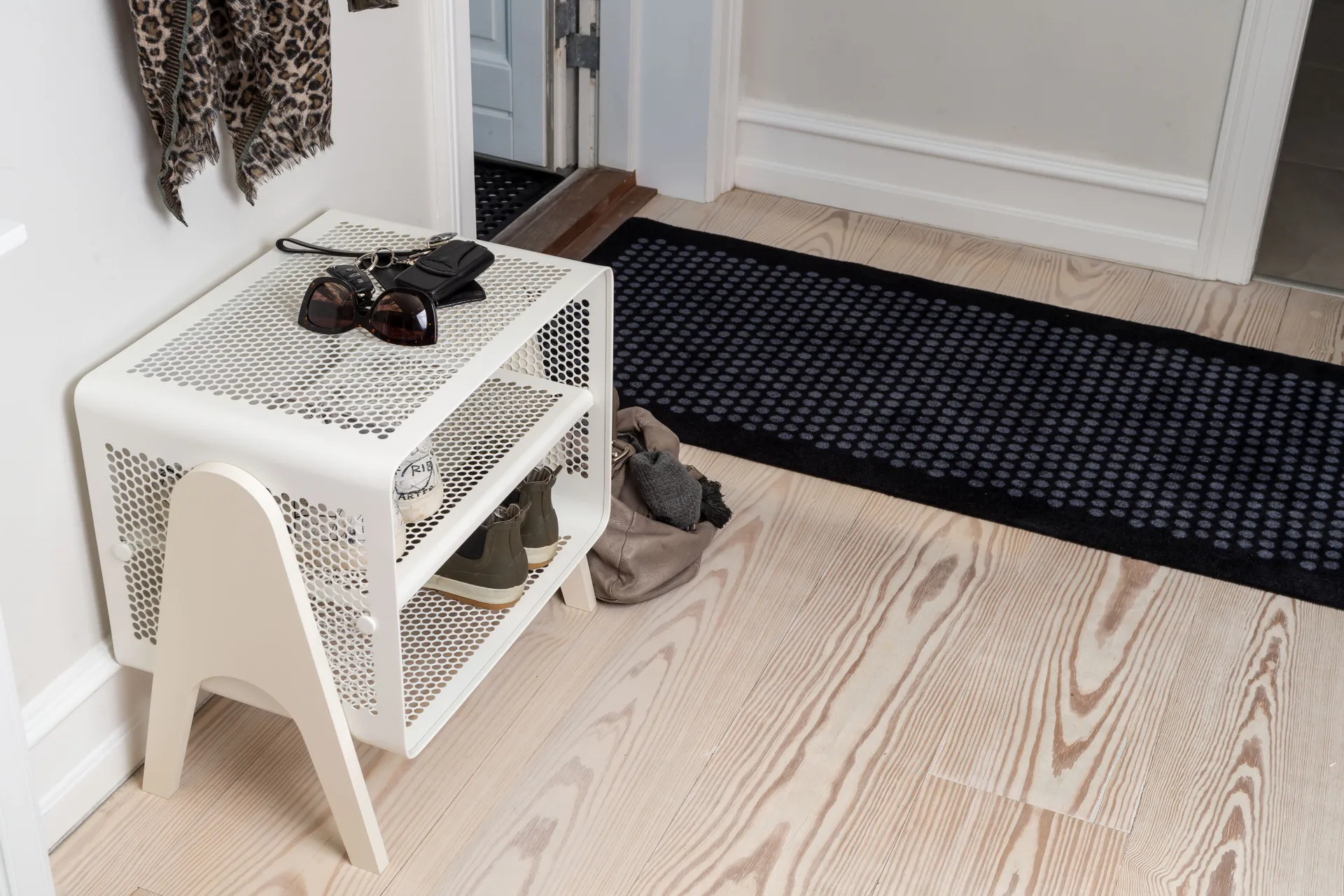 Tica rek small, Mat white tica copenhagen