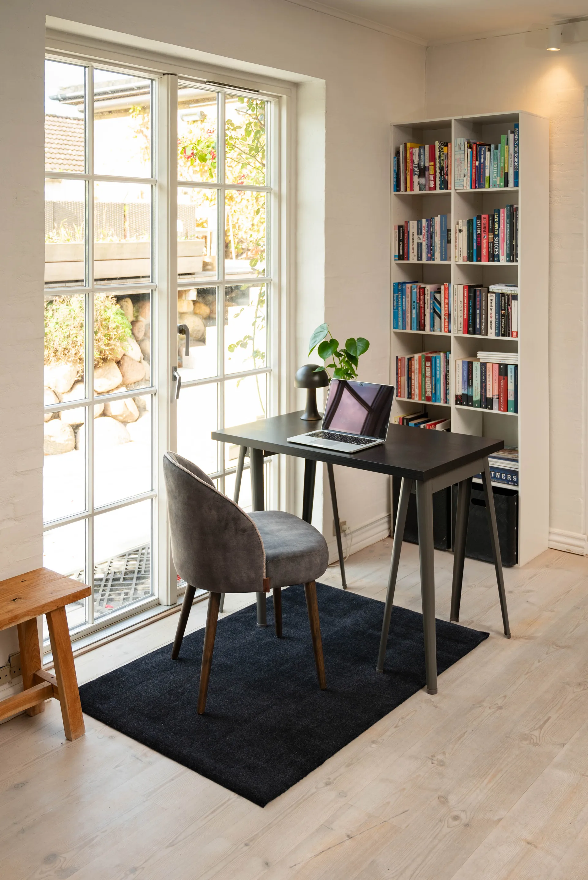 Unicolor gangloper, Black, 90x130 cm tica copenhagen