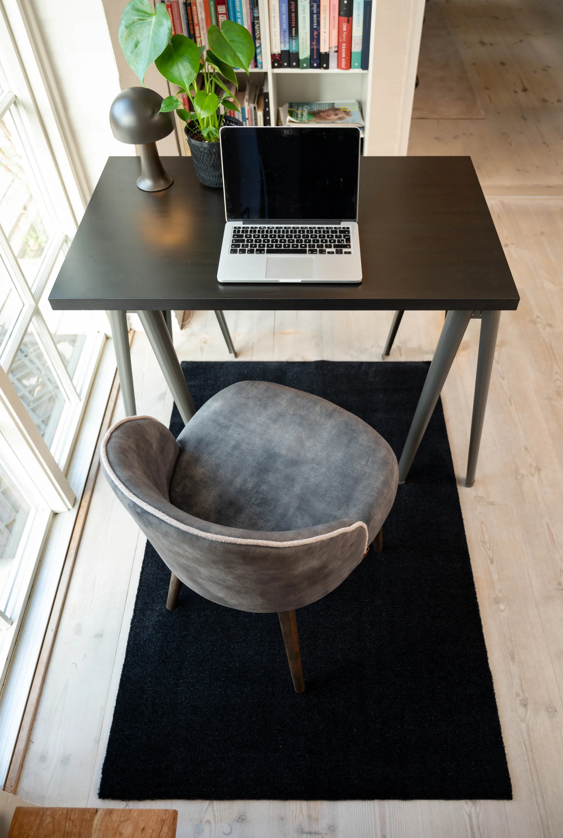 Unicolor gangloper, Black, 90x130 cm tica copenhagen