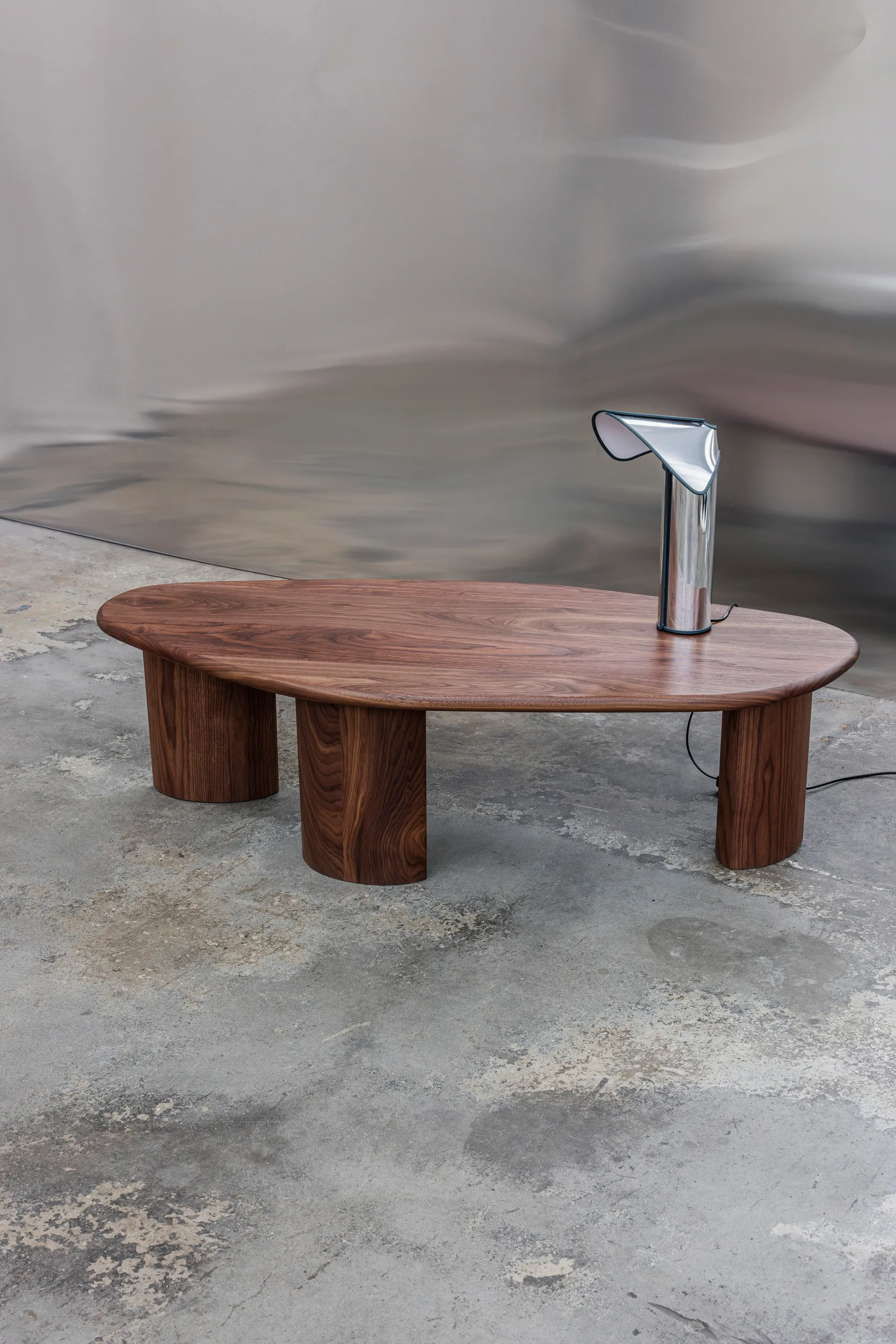 Lowe bijzettafel, Valnöt dark brown Tinted