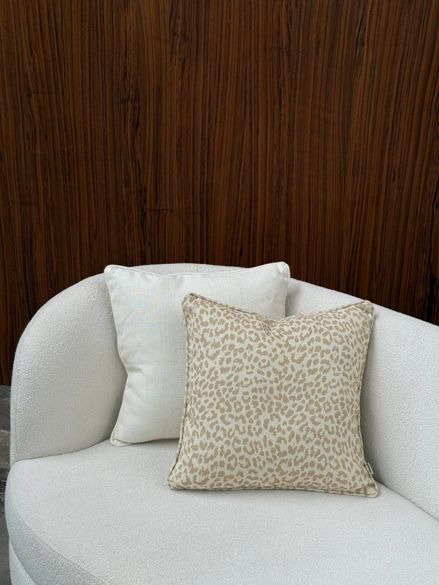 Norell sierkussen, Leopard beige-off white, 50x50 cm Tinted