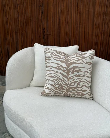 Norell sierkussen - Tiger beige-off white, 50x50 cm - Tinted