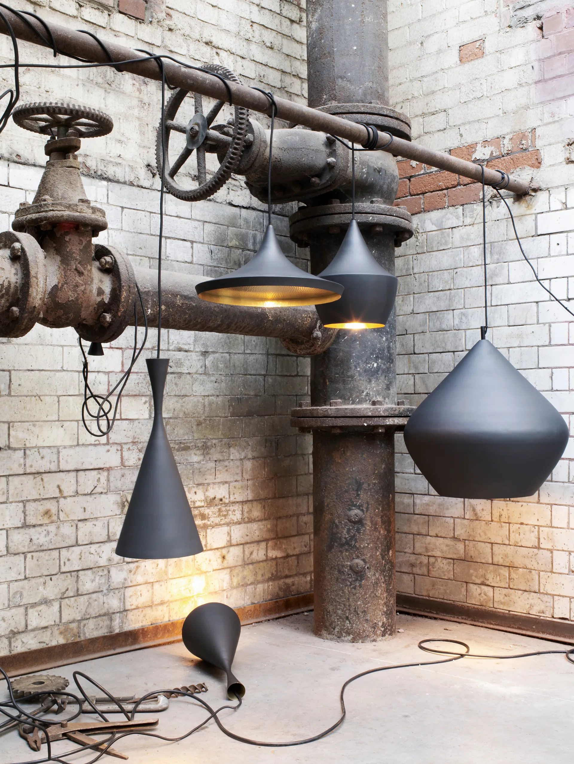 Beat Stout hanglamp LED Ø52 cm, Zwart Tom Dixon