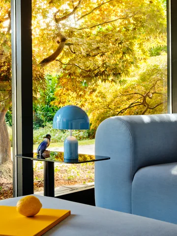 Bell Portable LED tafellamp 28 cm - Baby Blue - Tom Dixon