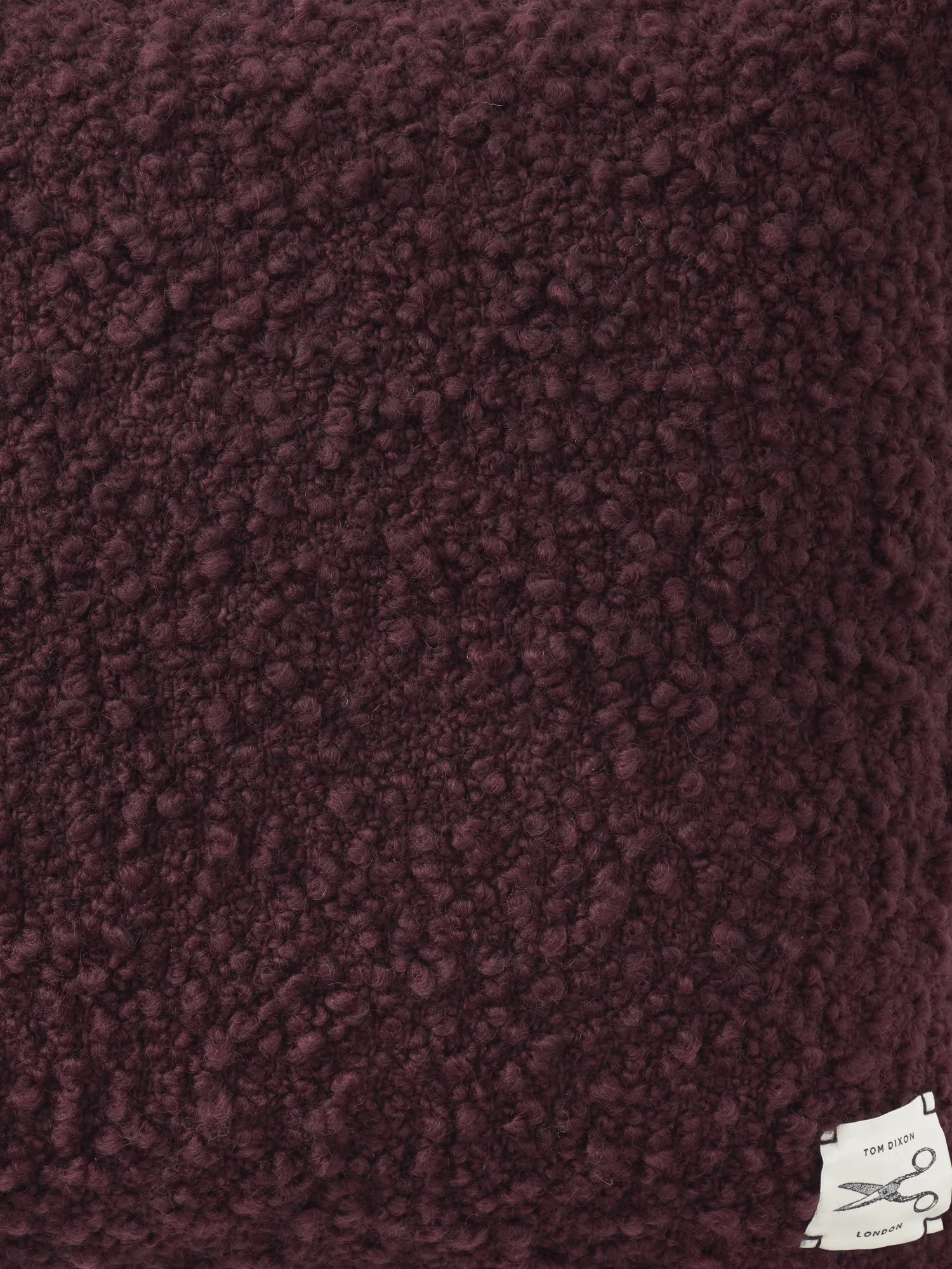 Bobble kussen 45x45 cm, Burgundy Tom Dixon