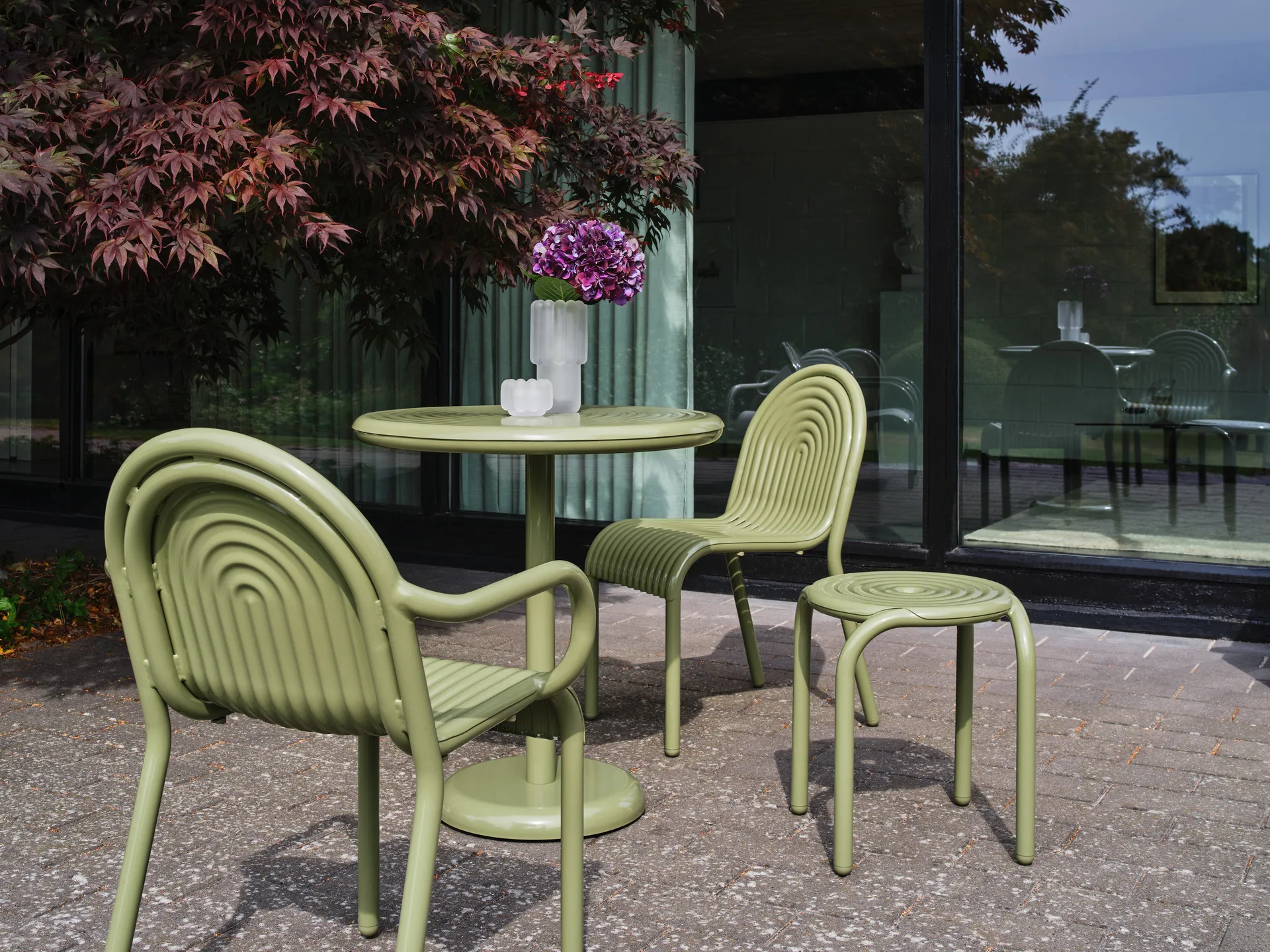 Groove cafétafel rond - Moss, Ø70 cm Tom Dixon