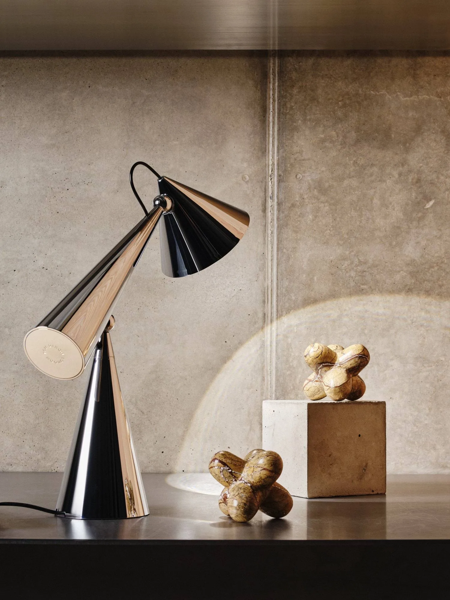 Jack decoratieobject, Forest brown marble, 10x8,5 cm Tom Dixon