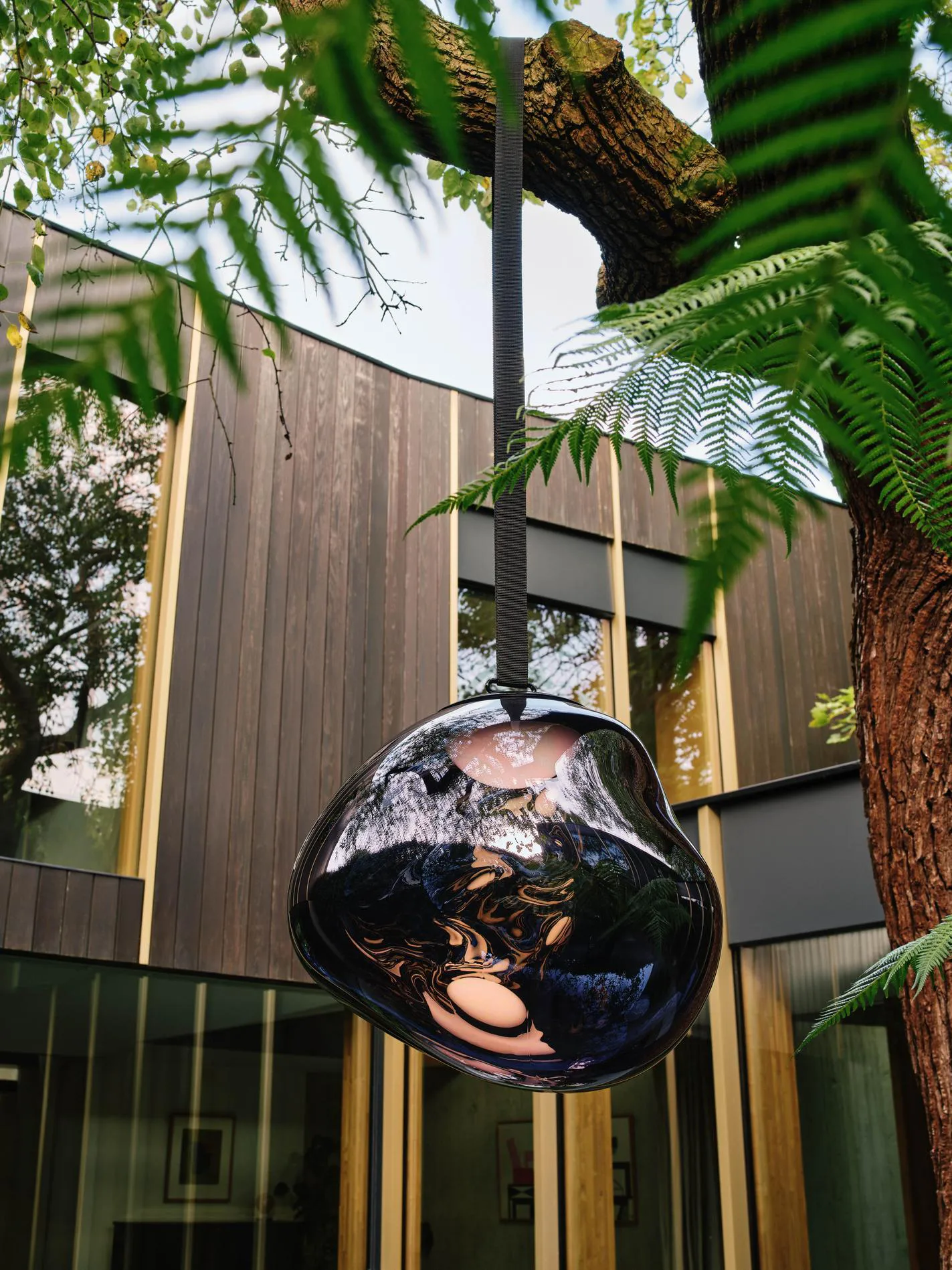 Melt Portable LED Large vloerlamp, Rook Tom Dixon