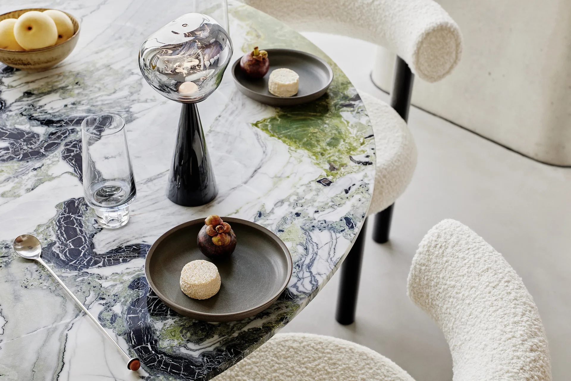 Melt Portable LED tafellamp 28,5 cm, Zwart Tom Dixon