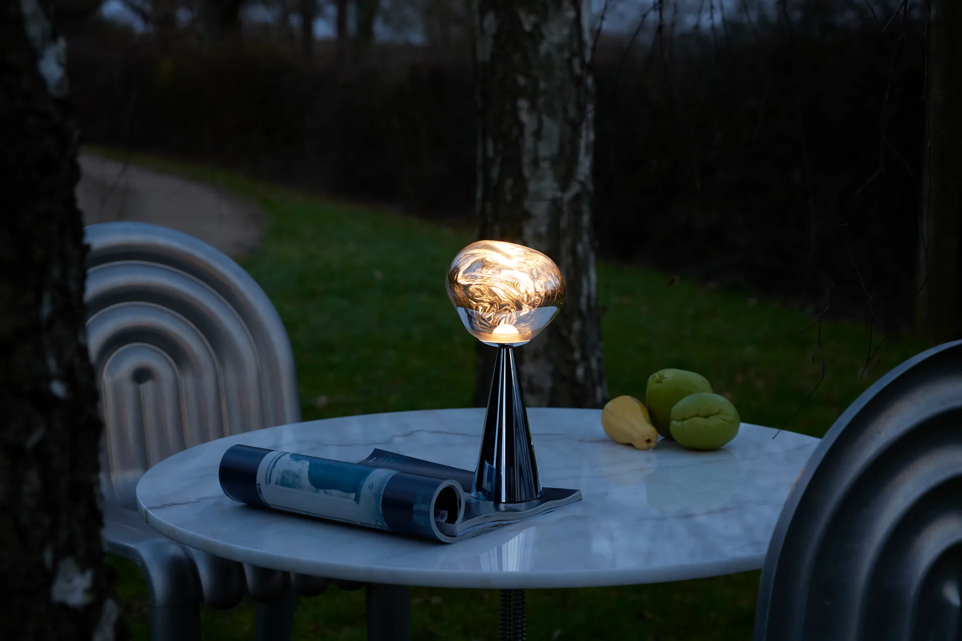 Melt Portable LED tafellamp 28,5 cm, Zwart Tom Dixon