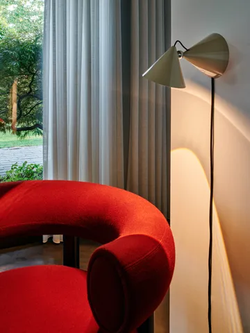 Pose Surface wandlamp - Putty - Tom Dixon