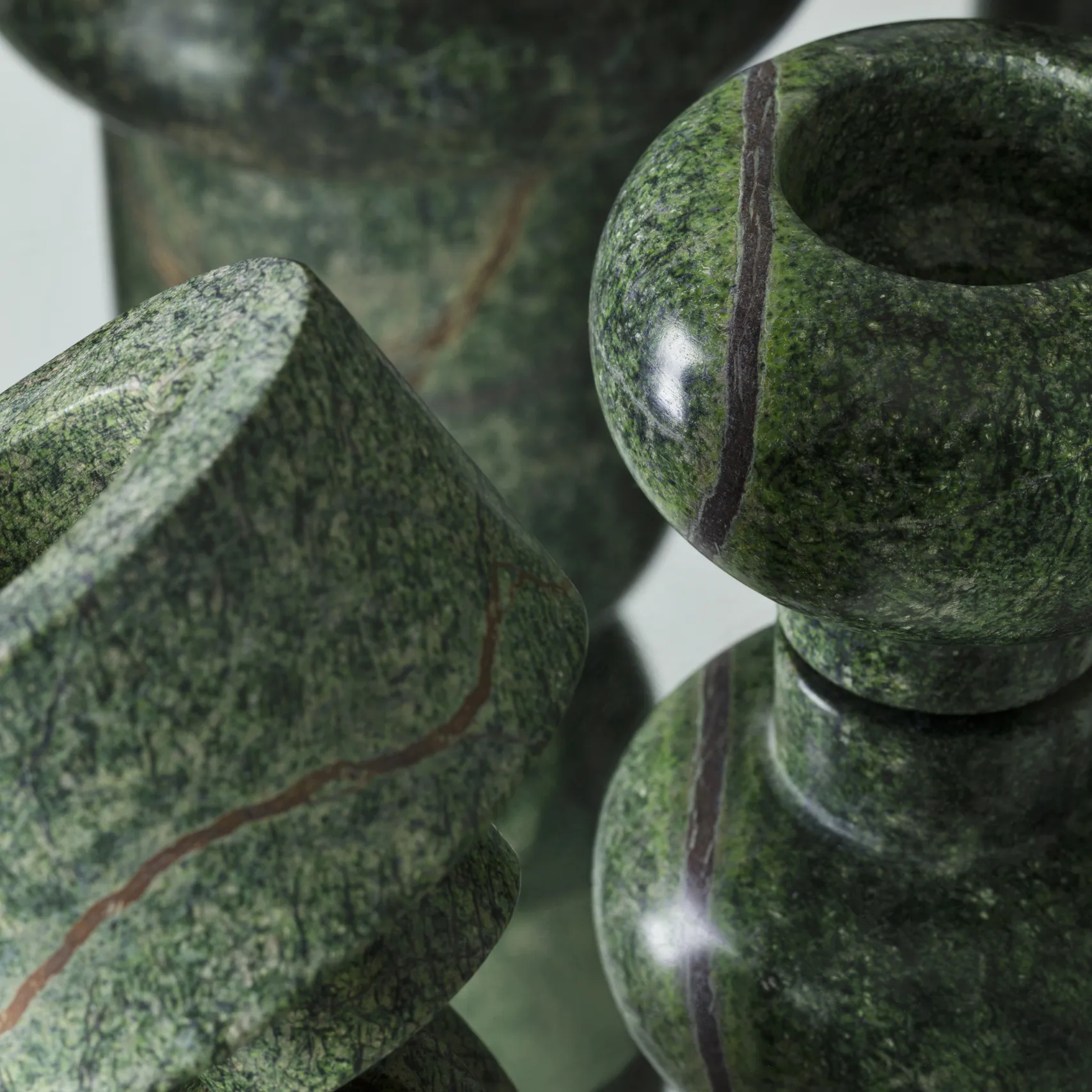 Rotskandelaars groot, Groen Tom Dixon