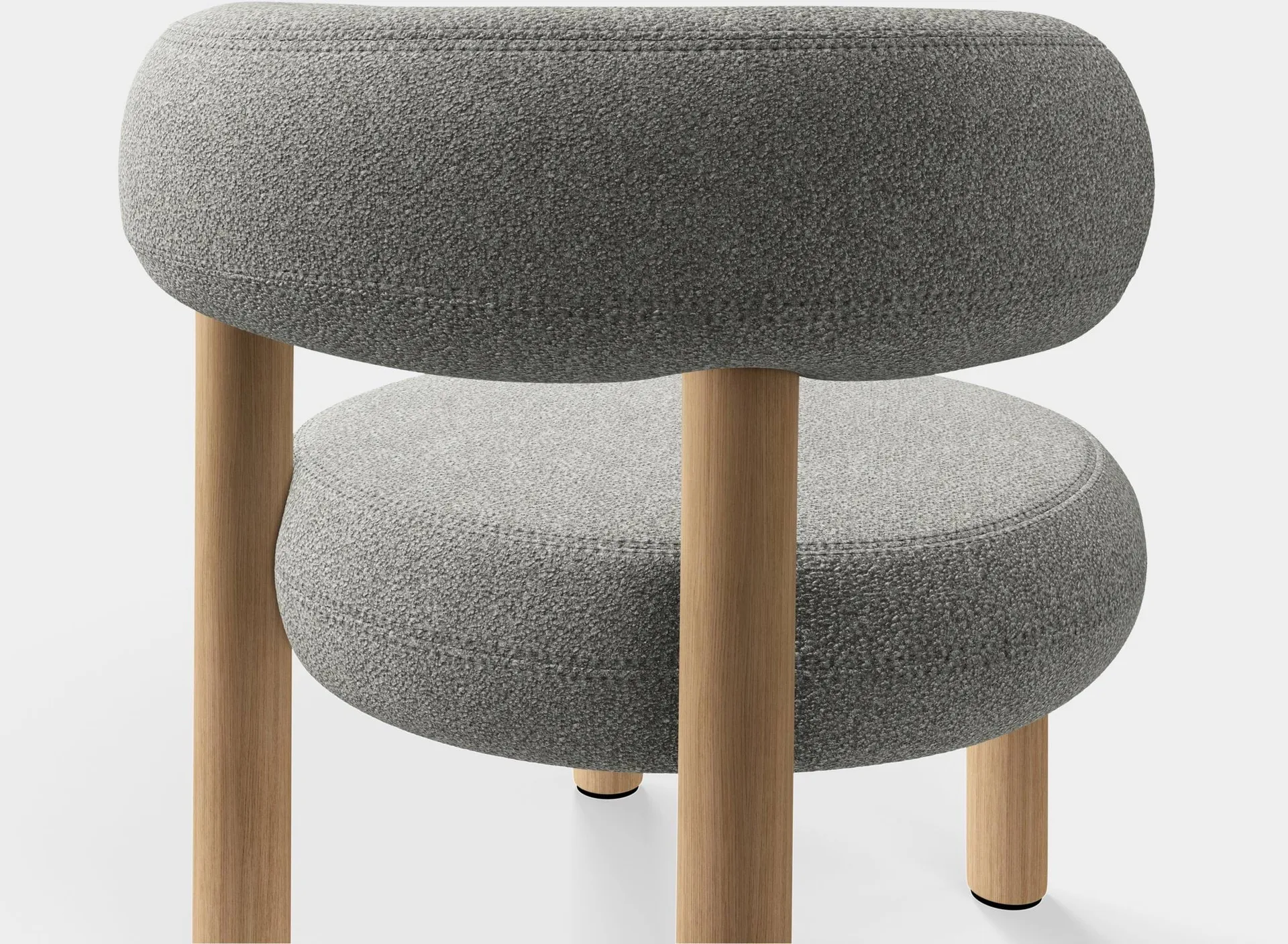 Vet loungestoel, Geborsteld natural wood & natural alpine boucle Tom Dixon